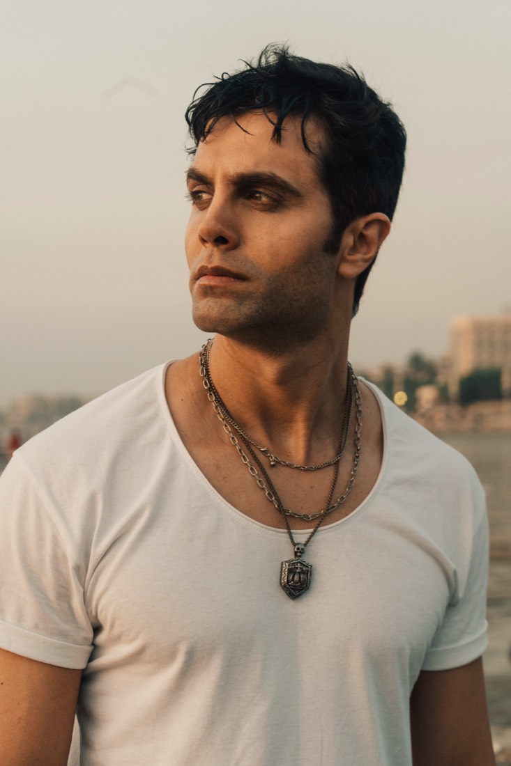 وحید